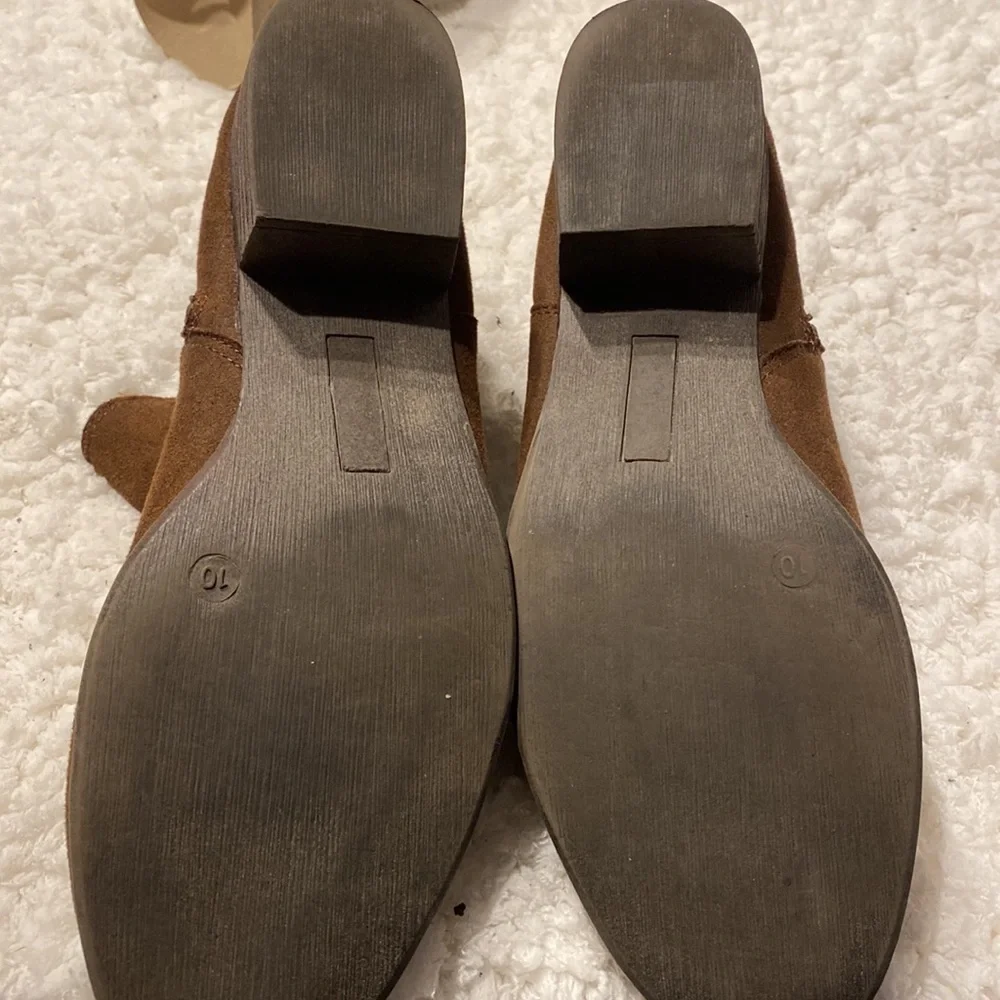 Womens Dept 222 solid brown suede zipper ankle boots size 10